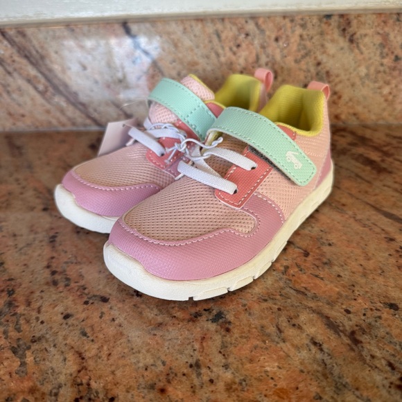 NWT SEE KAI RUN Size 10 Toddler Girls Sneakers - Pink - Picture 1 of 4